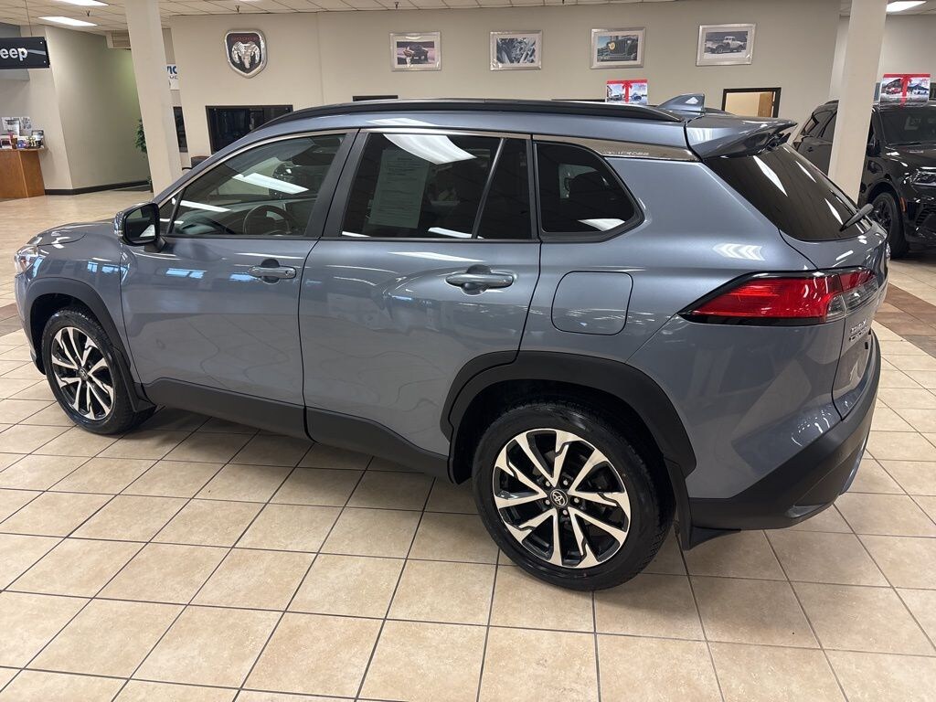 Used 2022 Toyota Corolla Cross XLE SUV Sport Utility AWD