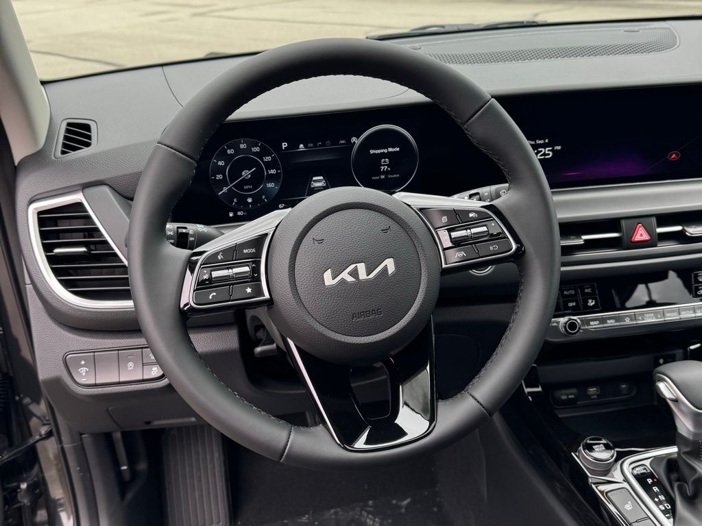 2026 Kia Seltos EX - Photo 15