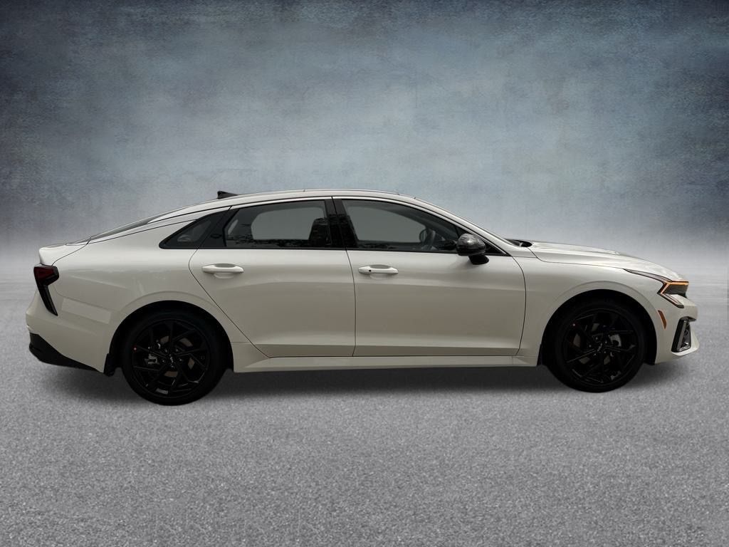 2026 Kia K5 GT-Line photo 4