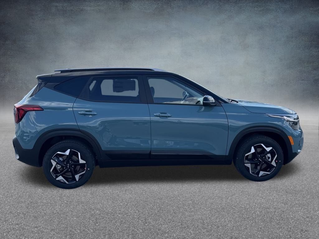 2026 Kia Seltos S photo 4
