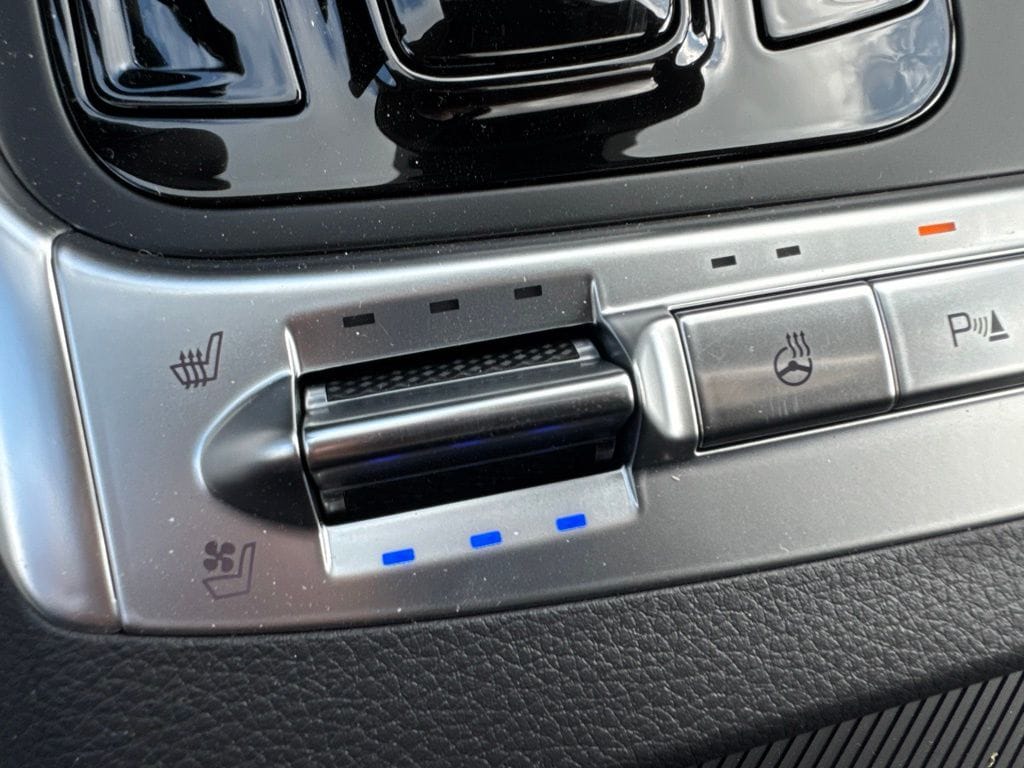 2026 Kia Carnival SX Prestige - Photo 17