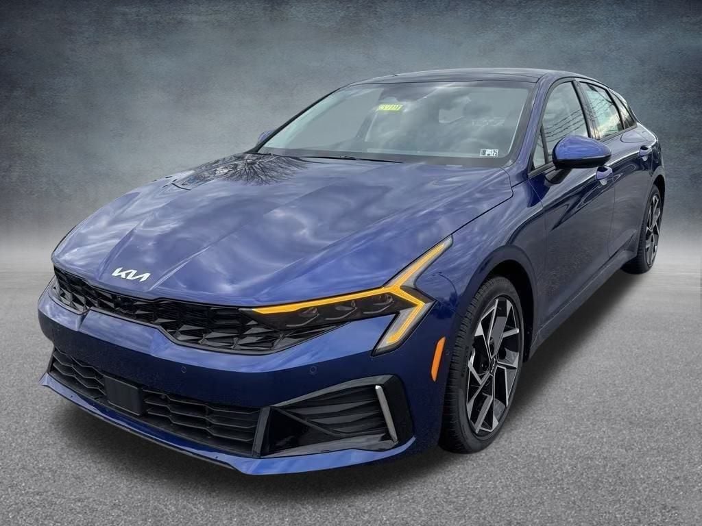 2025 Kia K5 EX's photo