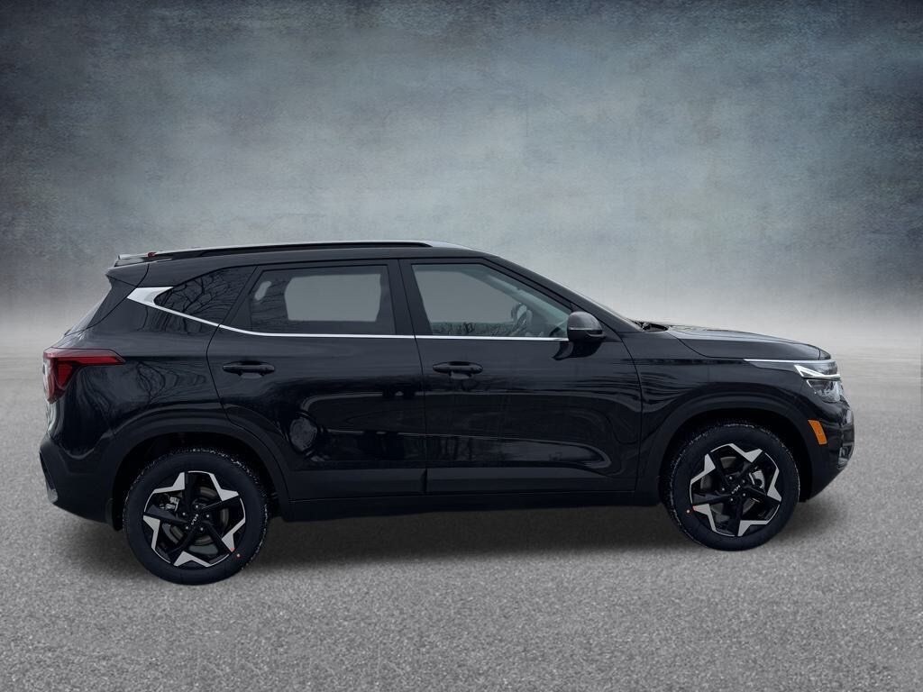 New 2025 Kia Seltos EX SUV