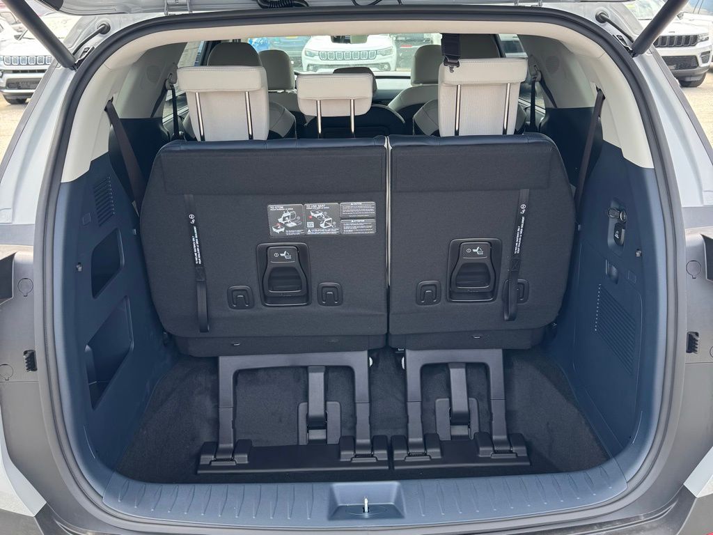 2026 Kia Carnival SX Prestige - Photo 7