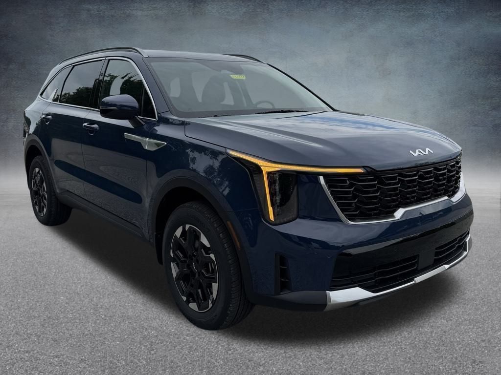 2025 Kia Sorento S photo 2