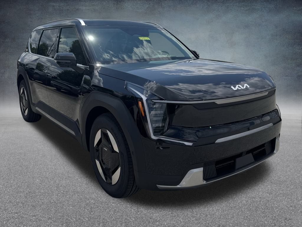 2026 Kia EV9 Land photo 2