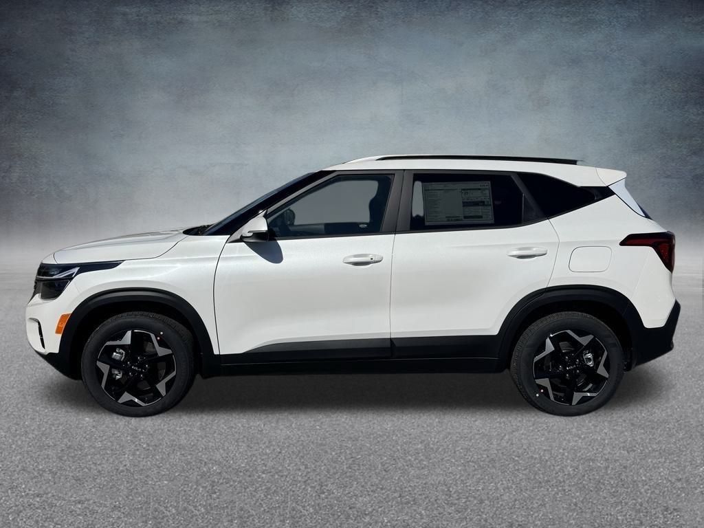2026 Kia Seltos S photo 3