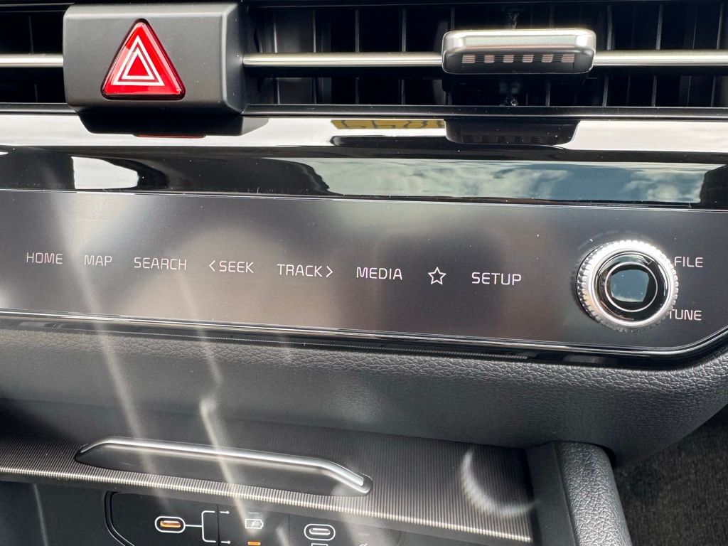 2026 Kia Sportage EX Hybrid - Photo 24