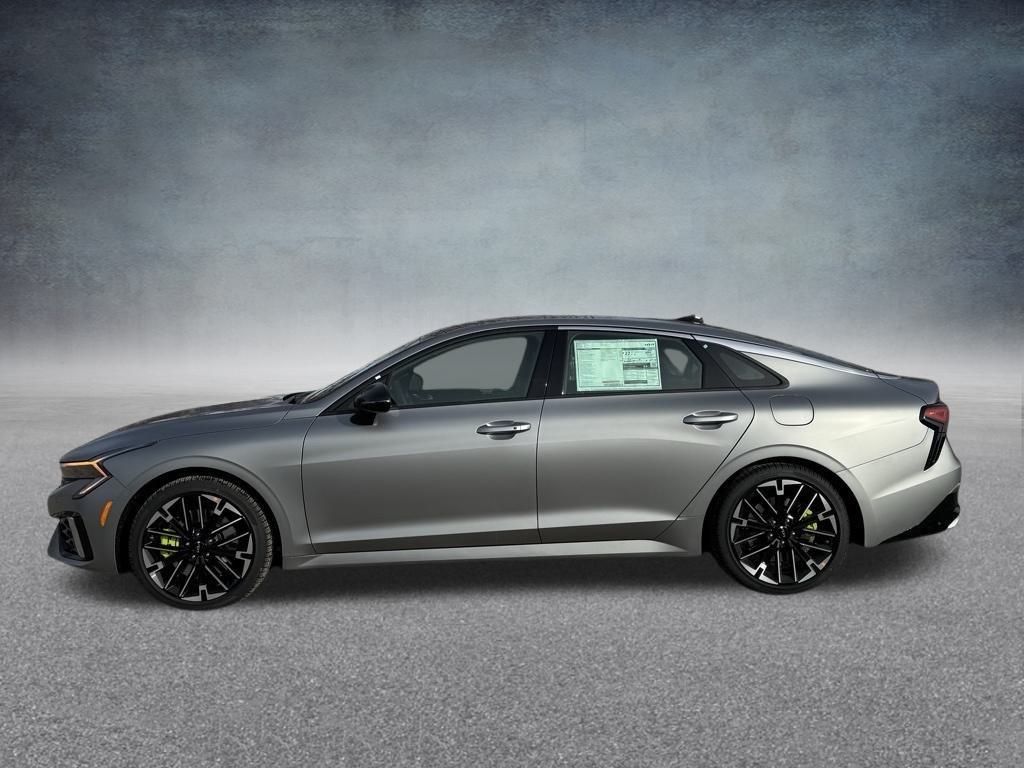 2025 Kia K5 GT photo 3