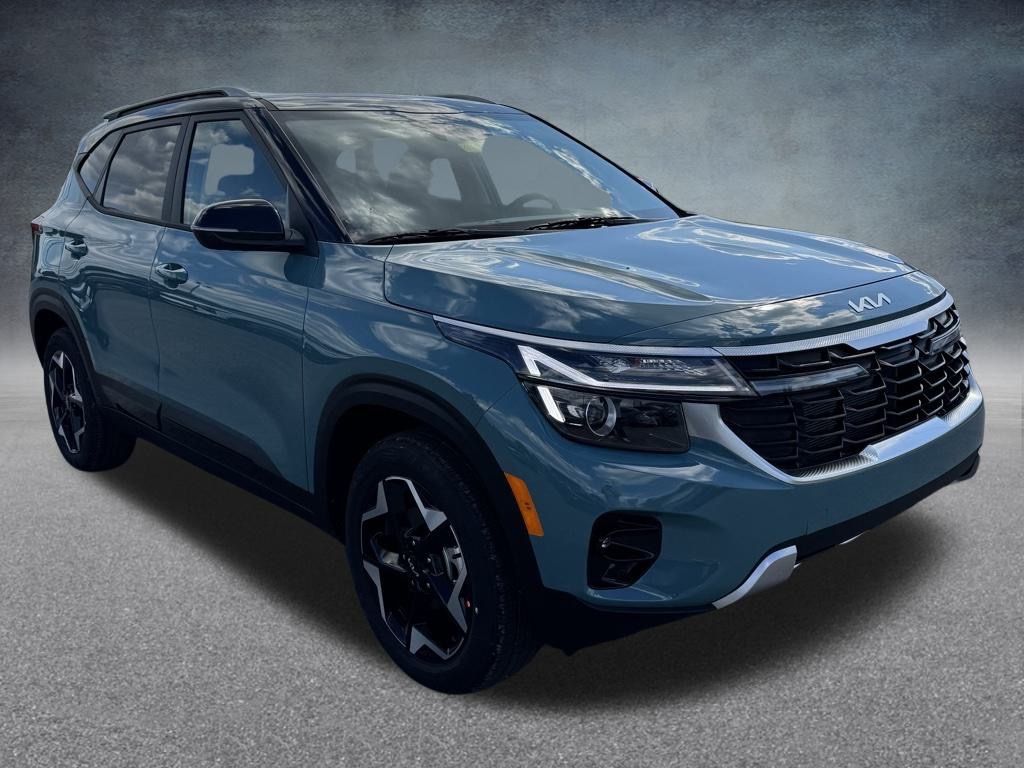 2026 Kia Seltos S photo 2