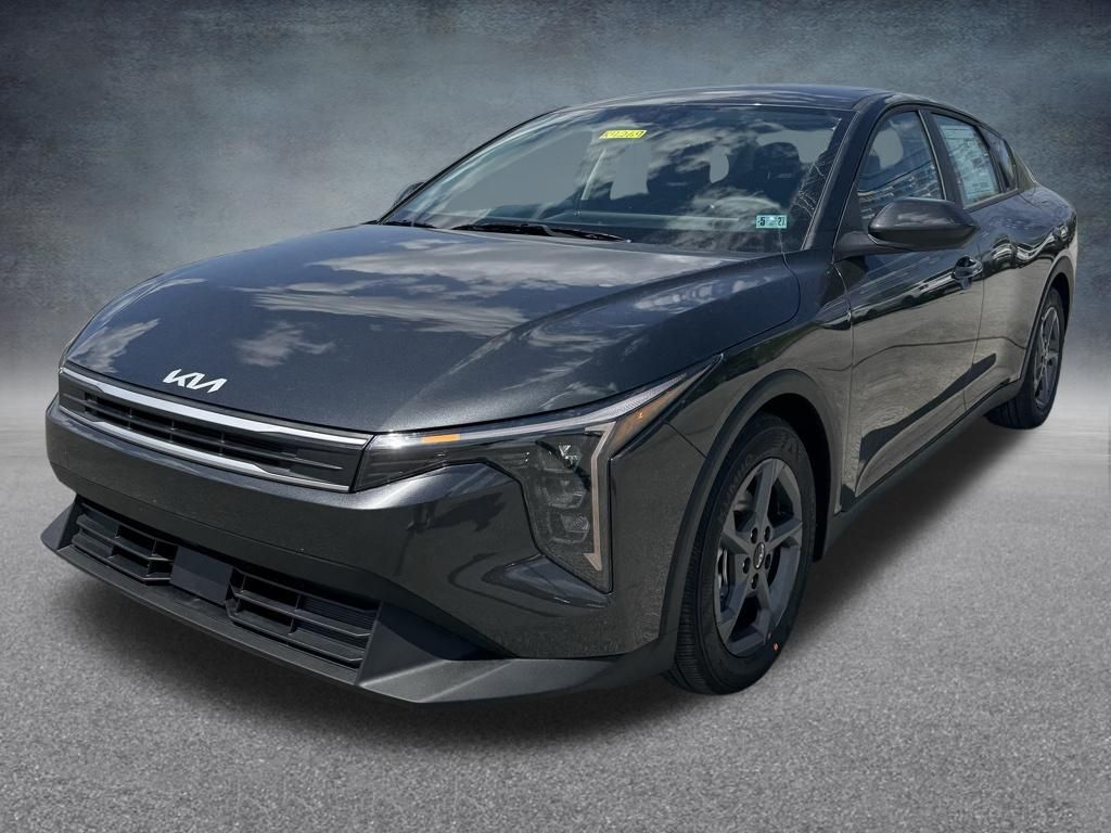 2026 Kia K4 LXS AT's photo
