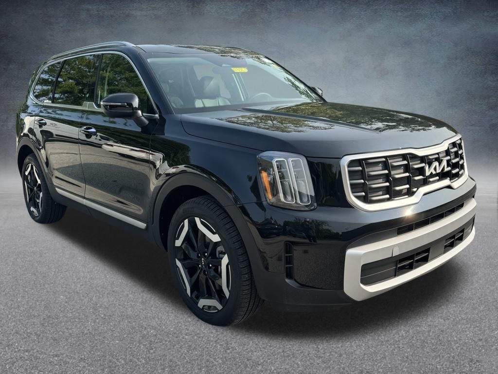 2025 Kia Telluride S photo 2