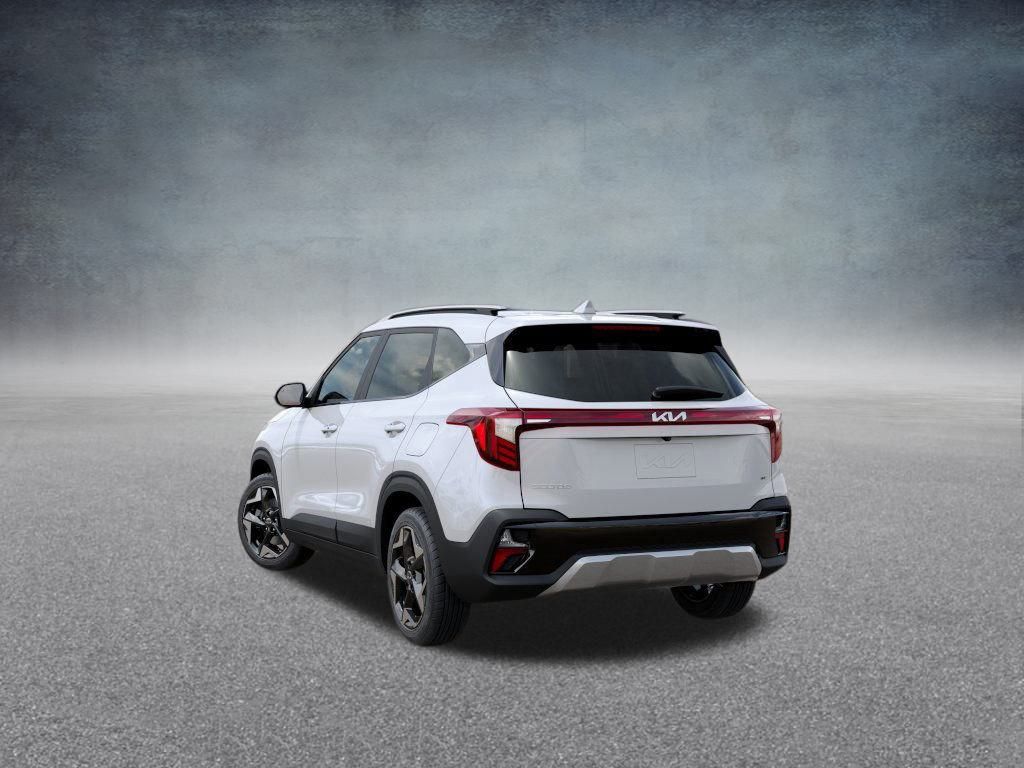 2026 Kia Seltos S photo 2