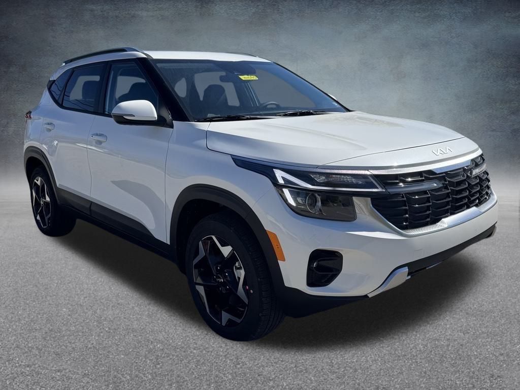 2026 Kia Seltos S photo 2