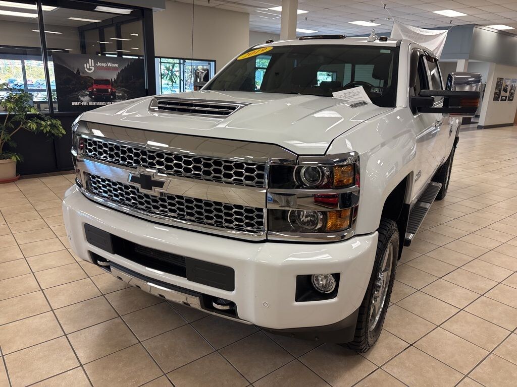Used 2019 Chevrolet Silverado 2500HD High Country Truck Crew Cab 4WD