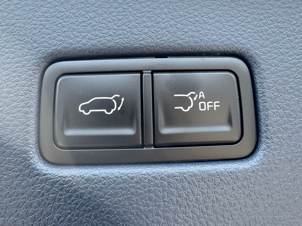 2026 Kia Carnival SX Prestige - Photo 9