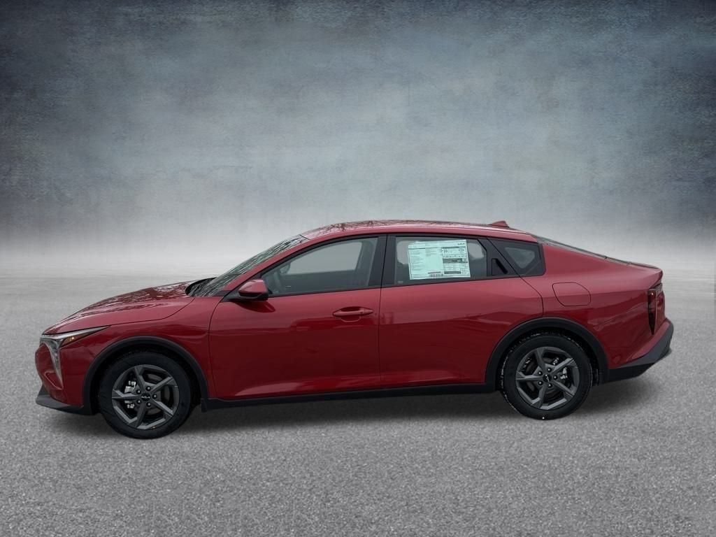 2025 Kia K4 LXS photo 3