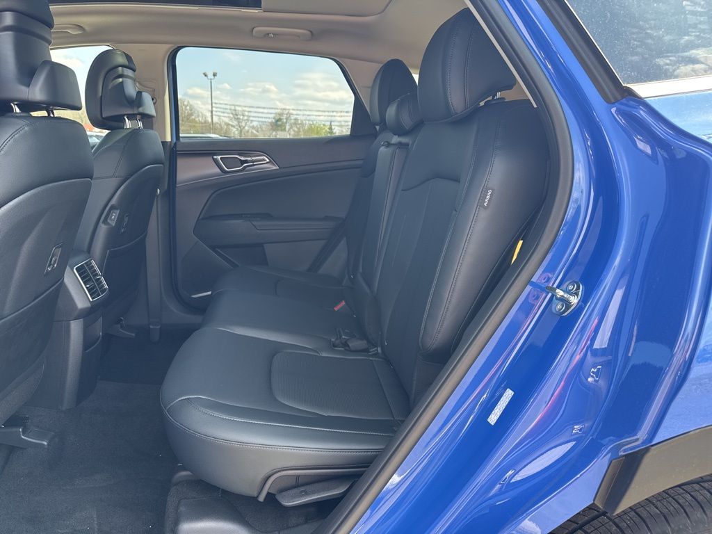 2026 Kia Sportage EX - Photo 10