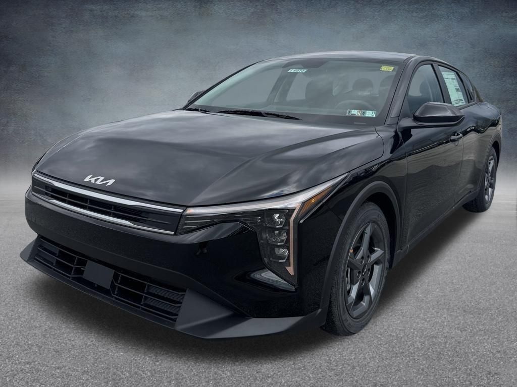 2026 Kia K4 LXS AT's photo
