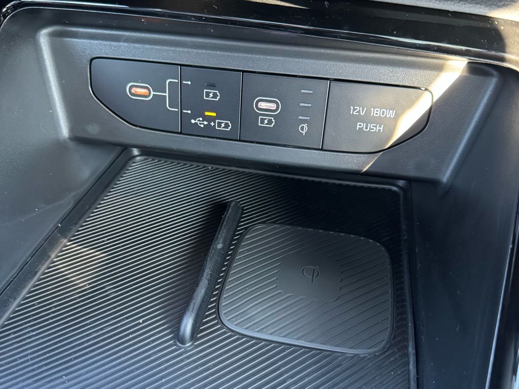 2026 Kia K5 GT-Line - Photo 25