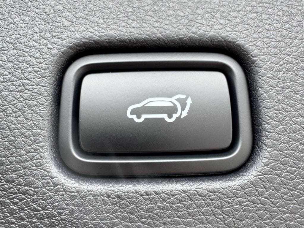 2026 Kia Seltos EX - Photo 8