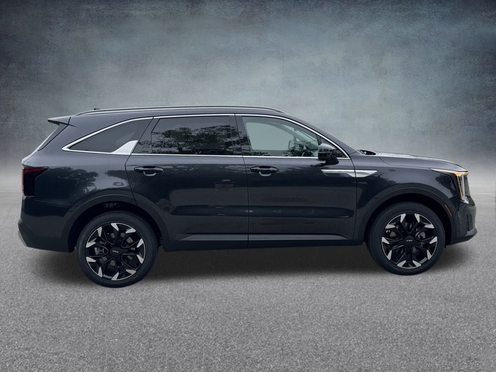 2026 Kia Sorento EX photo 4