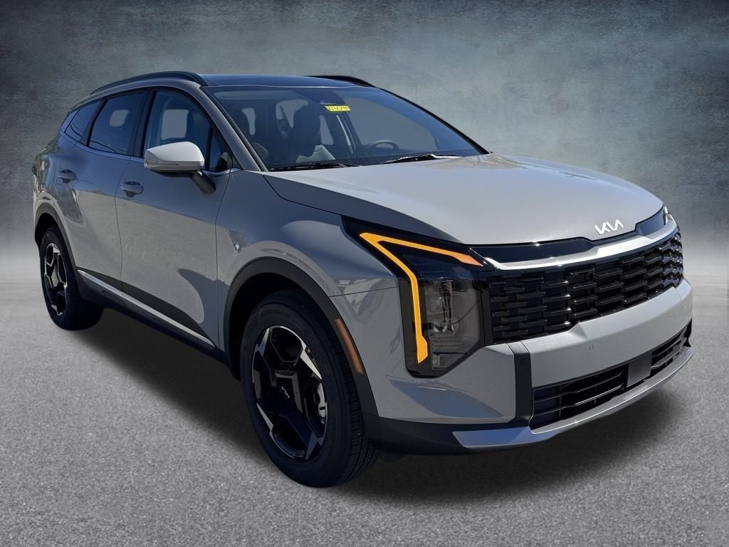 2026 Kia Sportage EX photo 2