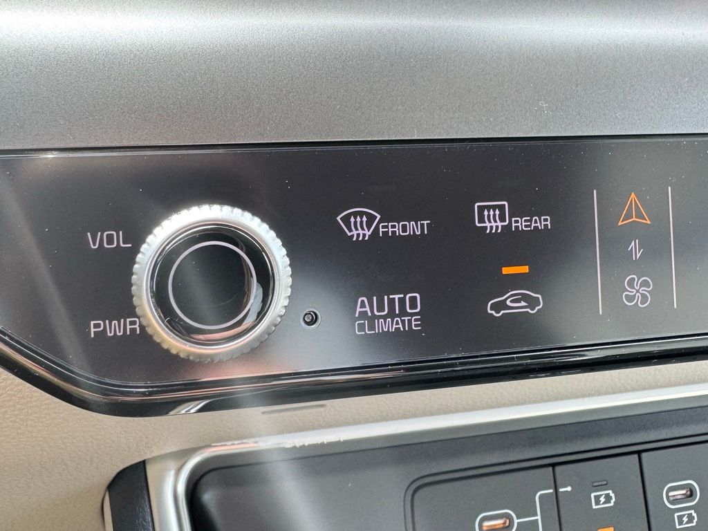 2026 Kia Carnival SX Prestige - Photo 31