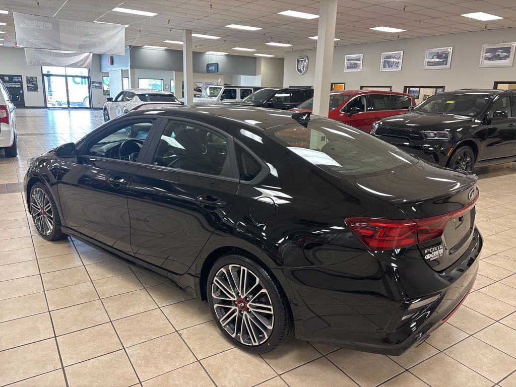 2021 Kia Forte GT photo 4