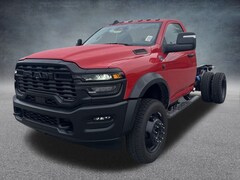 2026 Ram 5500 Chassis Cab TRADESMAN  REGULAR  4X4 60' CA Pickup
