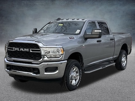 2024 Ram 2500 TRADESMAN CREW CAB 4X4 6'4 BOX Pickup