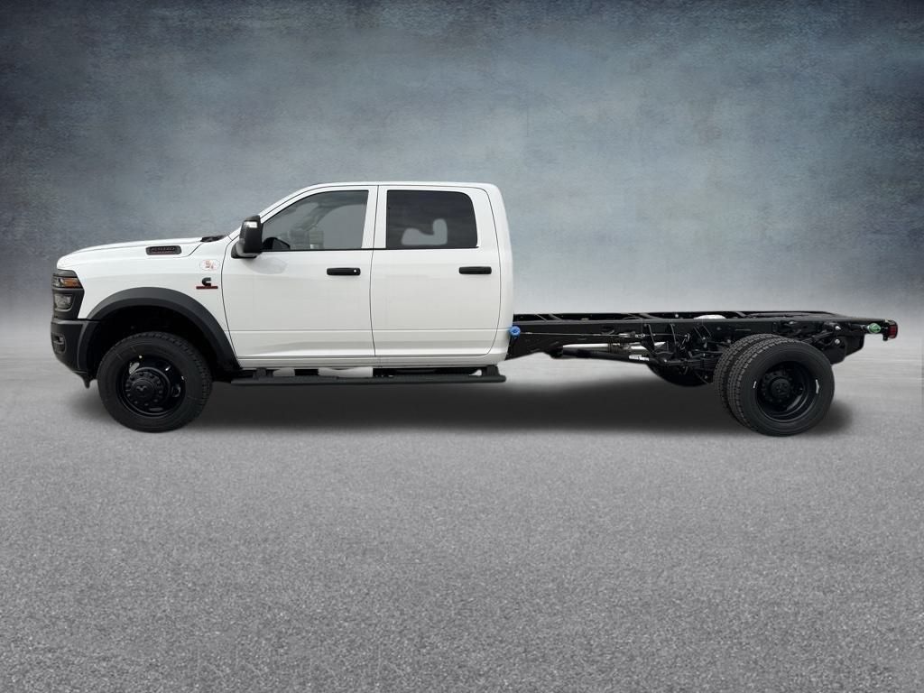 2026 Ram 5500 Tradesman photo 3