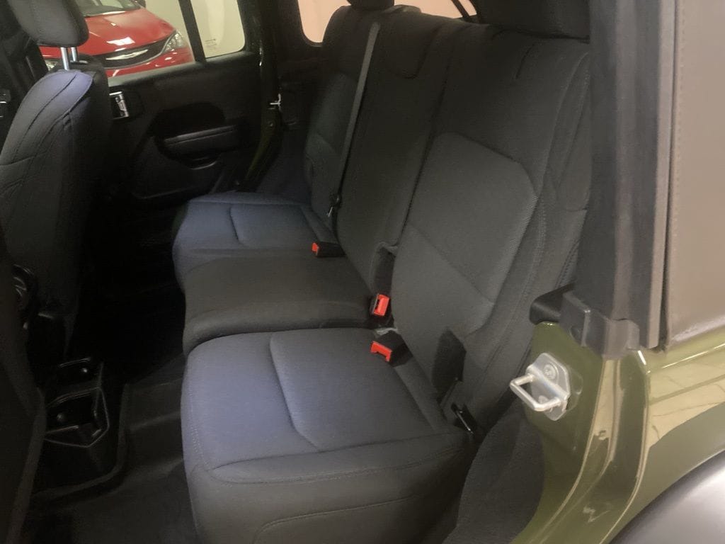 2023 Jeep Wrangler 4-Door Willys Sport - Photo 19