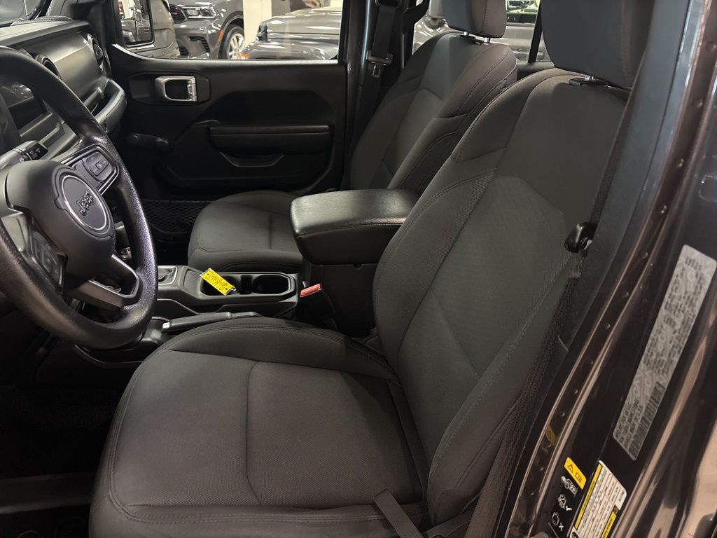 2022 Jeep Gladiator Sport - Photo 19