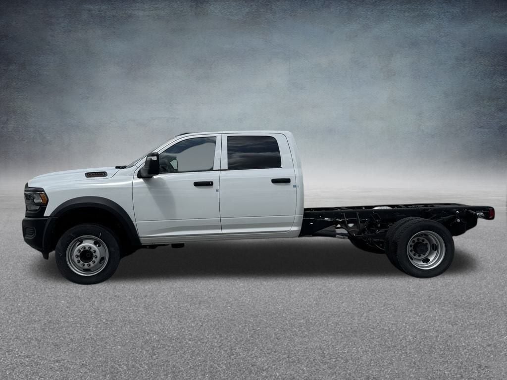 New 2024 Ram 5500 Chassis Cab 5500 TRADESMAN CHASSIS CREW CAB 4X4 60' CA Pickup