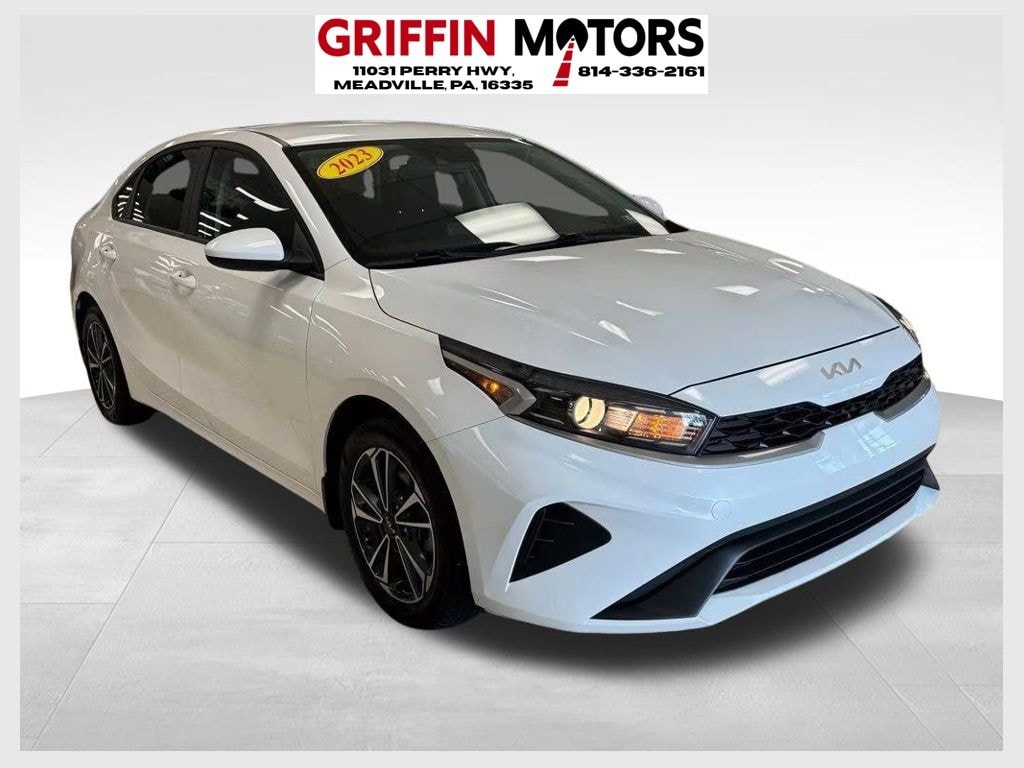 Used 2023 Kia Forte LXS Sedan