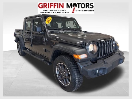 2022 Jeep Gladiator Sport Truck  Crew Cab 4WD