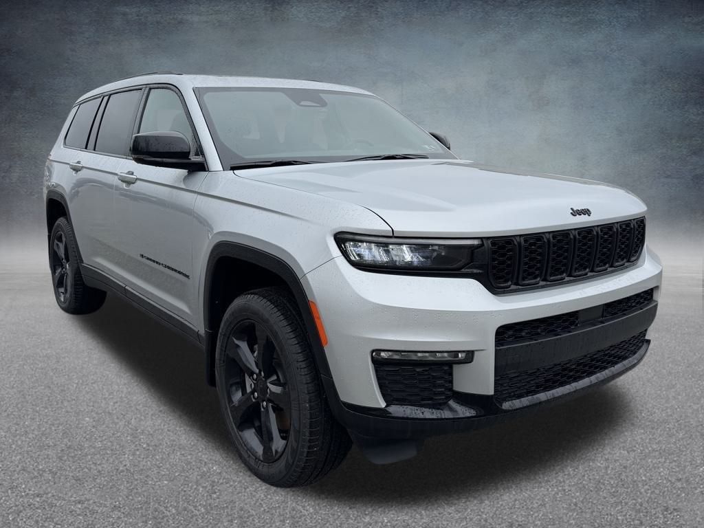 2025 Jeep Grand Cherokee L photo 2