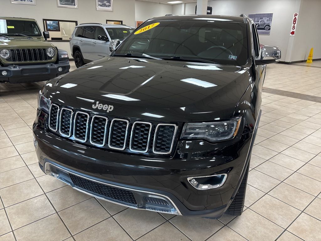 Used 2017 Jeep Grand Cherokee Limited with VIN 1C4RJFBG6HC941111 for sale in Meadville, PA