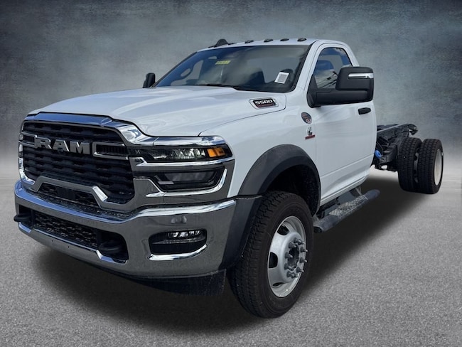 2026 Ram 5500 Chassis Cab TRADESMAN  REGULAR  4X4 84' CA Pickup
