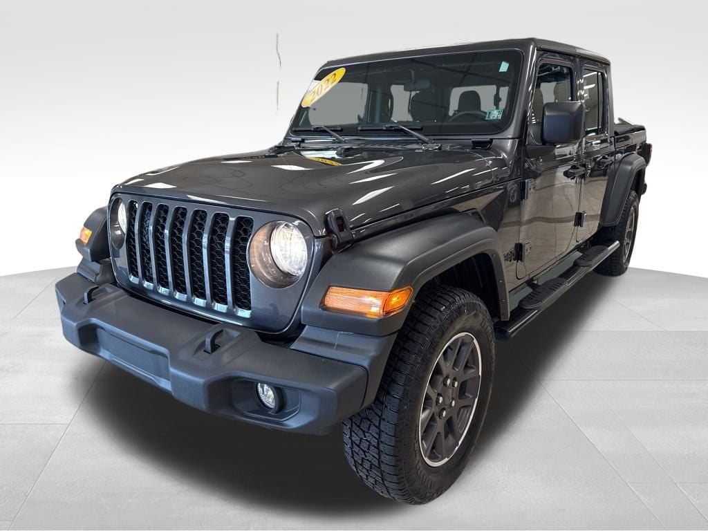 Used 2022 Jeep Gladiator Sport Truck Crew Cab 4WD