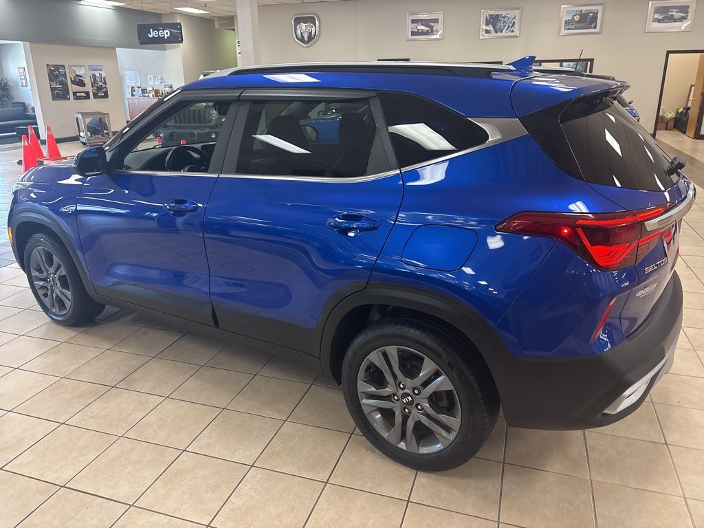 2021 Kia Seltos S photo 4