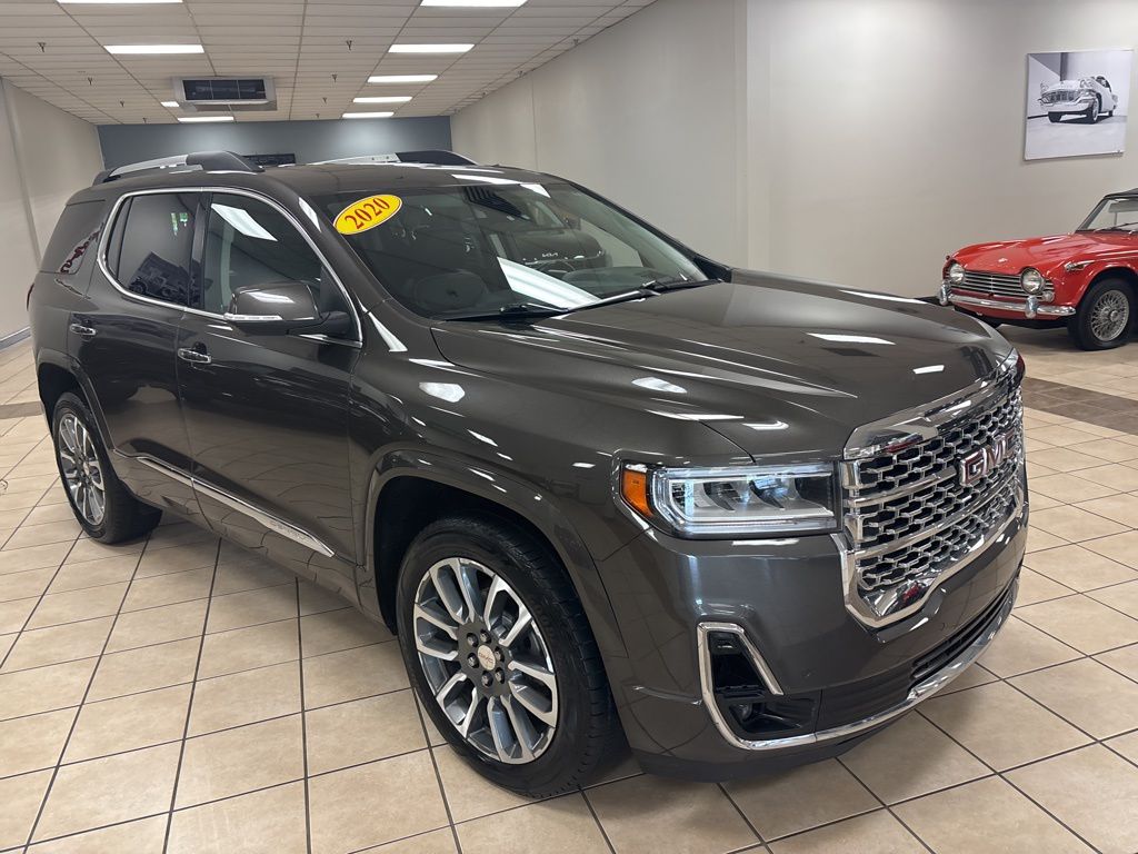 2020 GMC Acadia Denali's photo