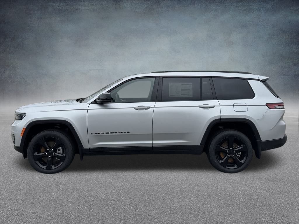 2025 Jeep Grand Cherokee L photo 3