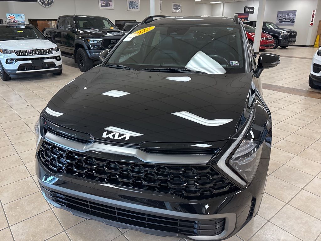 2023 Kia Sportage X-Line photo 2