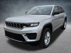 2025 Jeep Grand Cherokee LAREDO X 4X4 Sport Utility