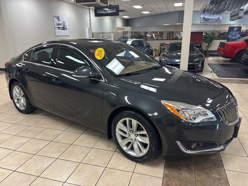 2016 Buick Regal Premium 2's photo