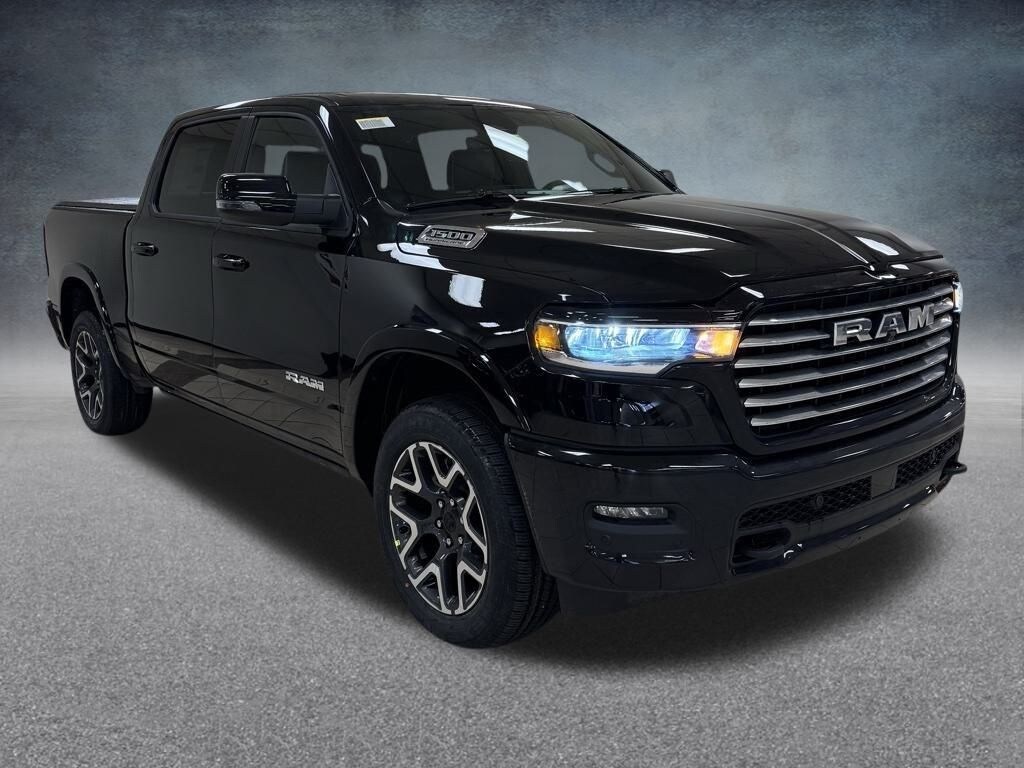 New 2026 Ram 1500 LARAMIE CREW CAB 4X4 5'7 BOX Pickup