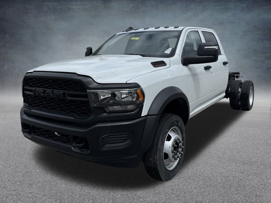 New 2024 Ram 5500 Chassis Cab 5500 TRADESMAN CHASSIS CREW CAB 4X4 60' CA Pickup