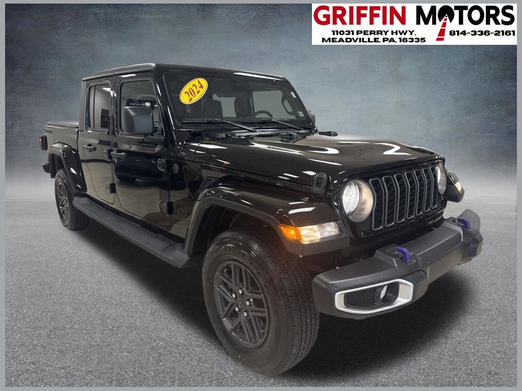 2024 Jeep Gladiator